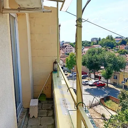 Mansard Crimson Rhapsody 아파트 *